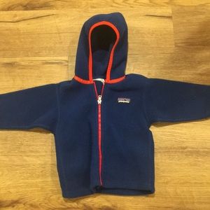 Boys Patagonia hooded zipper fleece coat